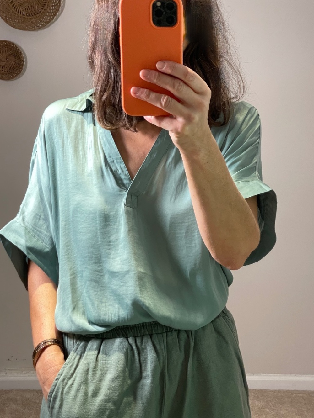 Eesome pistachio/mint green blouse short sleeve women S